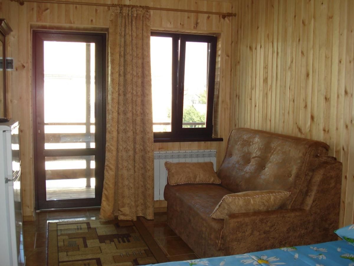 Отель LightHouse Бердянск-34